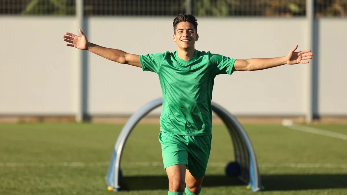 Der 20-jährige Werder-Nachwuchsstürmer Kenny Quetant wurde für die WM-Qualifikationsspiele Haitis gegen Trinidad und...