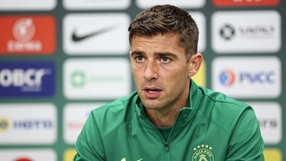 Werder coach Daniel Thioune confirms Samuel Mbangula wanted to escape the pressure in Bremen and gives insight into the...