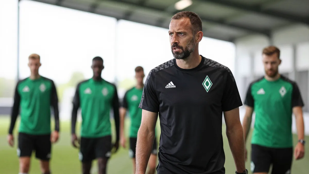 Werder must act quickly: Thioune demands duel for goal, new away jersey unveiled