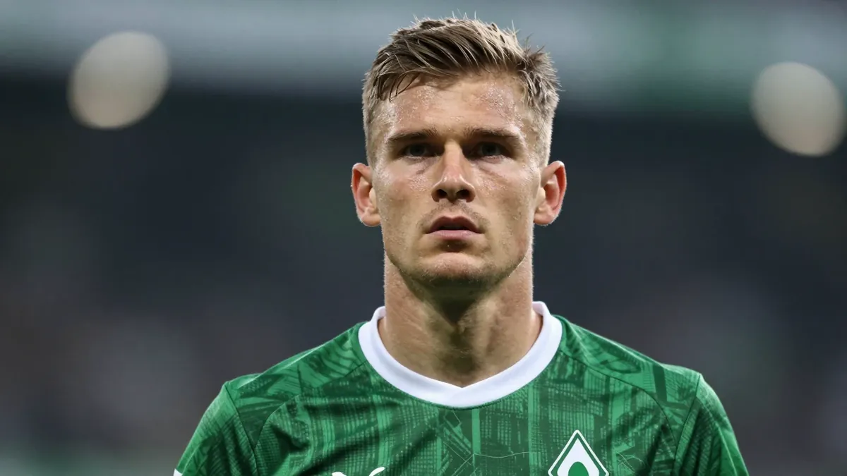 Nach der 1:4-Pleite in Freiburg holte Werder Bremen einen wichtigen 3:1-Heimsieg gegen RB Leipzig, angetrieben von einem...