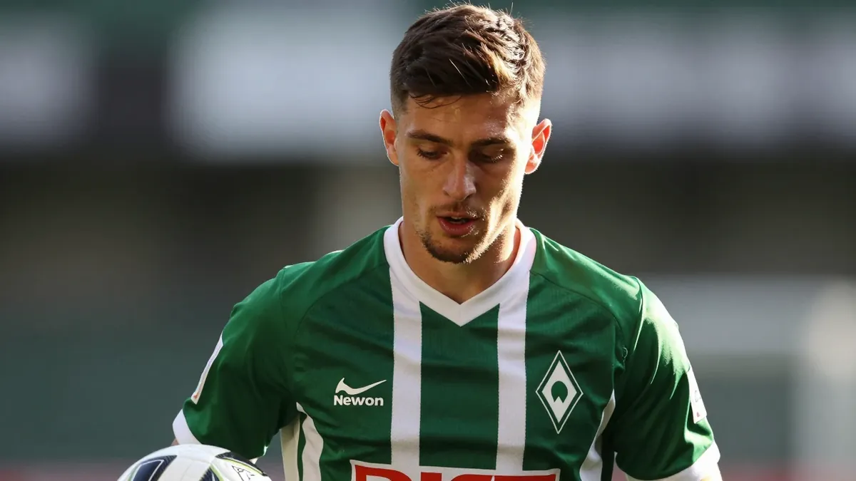 Werder Bremen setzt nach zwei Bundesliga-Spielen mit 4:5 Toren und 3 Punkten auf einen kurzen, kontrollierten...