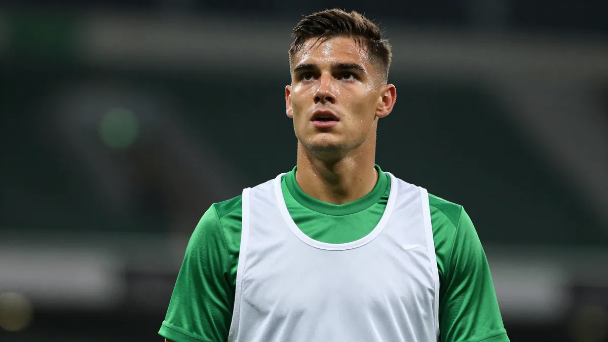 Schmetgens: Werder muss sich entscheiden – Bleibe oder Leihen?