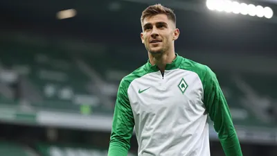 Transfernachrichten: Werder lässt Romano Schmid gehen